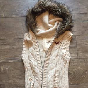 Hollister hooded sweater vest